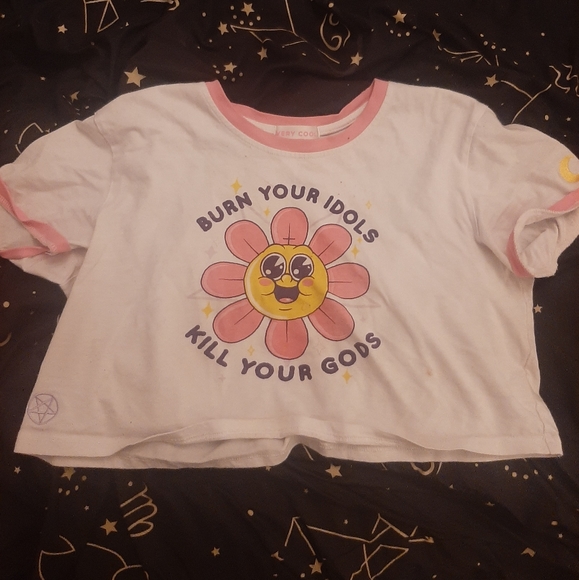 Cold ones crop top - Picture 1 of 2